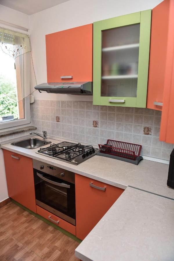 Dora Apartment Dakovo Luaran gambar